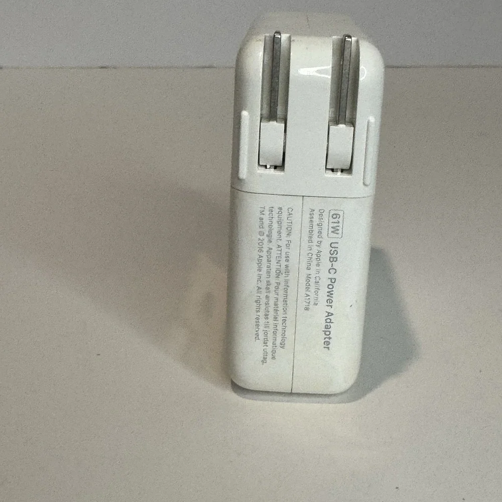 Original 61W USB-C AC Adapter Charging Block Apple MacBook Pro 13